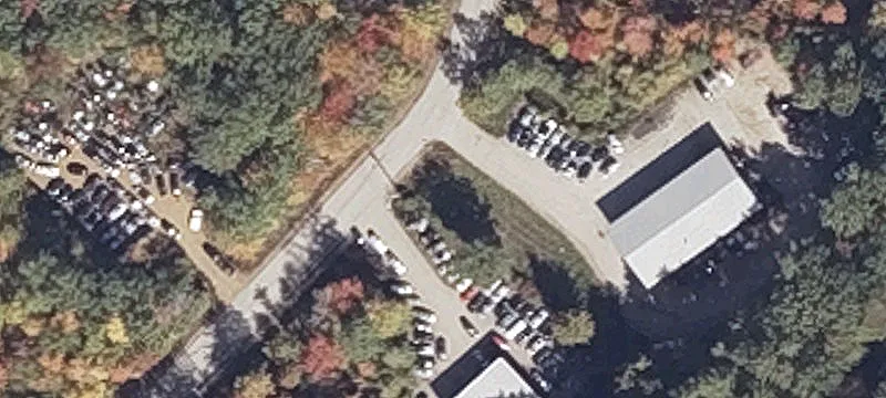 16 Commercial Dr