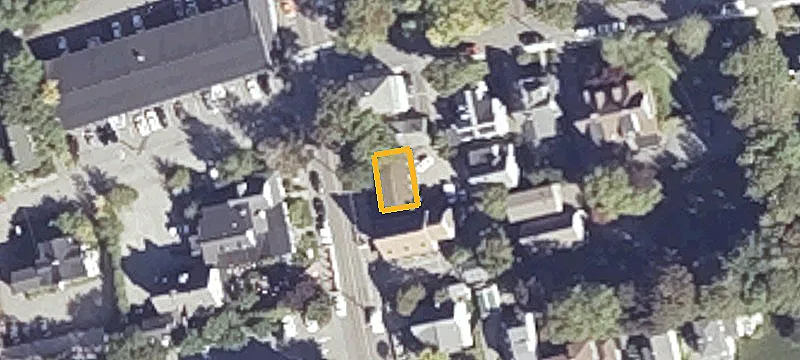 228 Main St