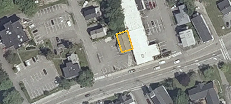 615 Main St
