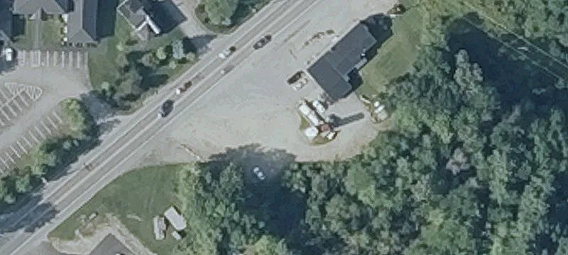 785 Riverside Dr