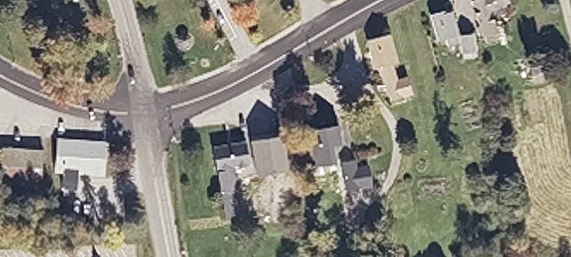 329 Cmn Rd