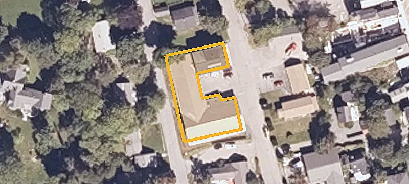 11 Tracy Rd