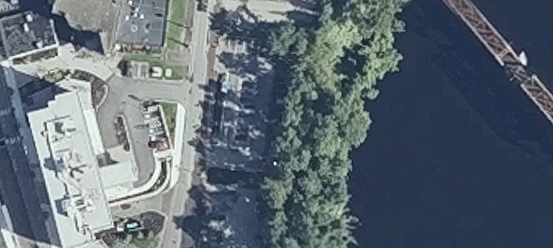 11-13 Frnt St