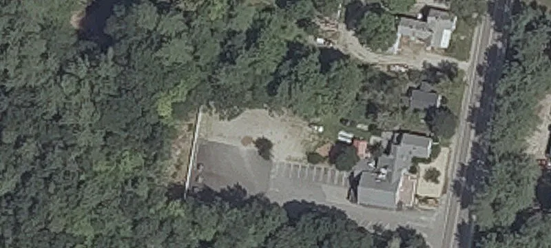 271 Shaker Rd