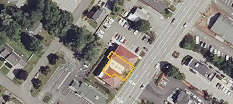 506 Main St
