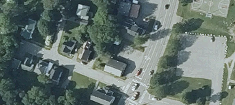 64 Bangor St