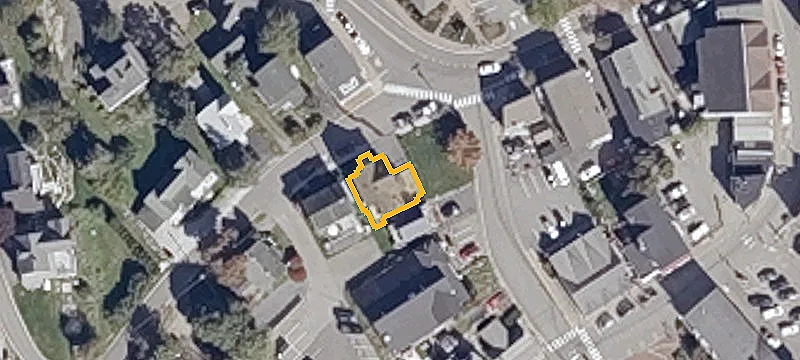 32 Mckown St