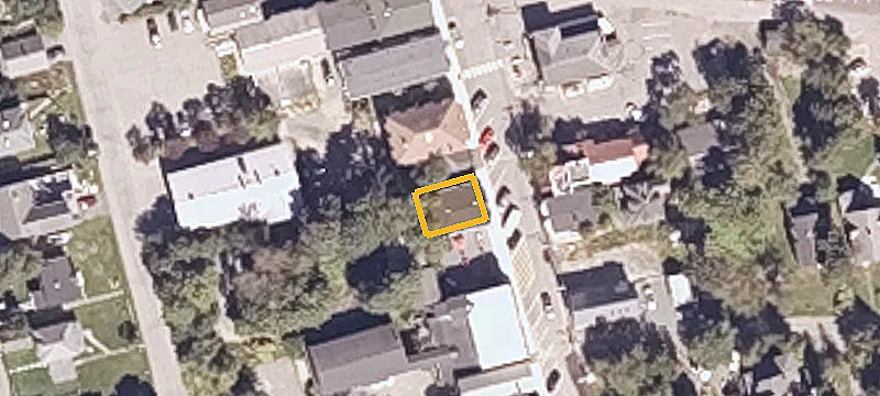 129 Main St