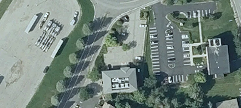 125 Community Dr
