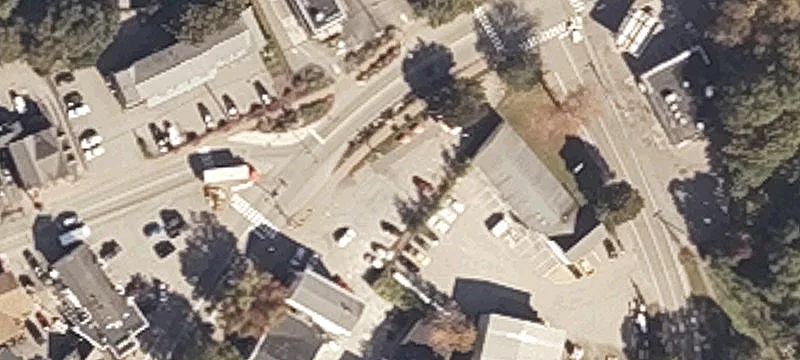 6 York St