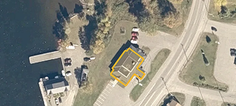 20 Lily Bay Rd