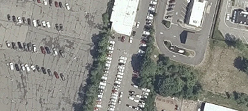 152 Main St