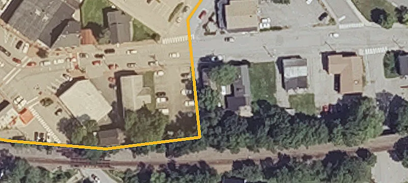25-27 Cmn St