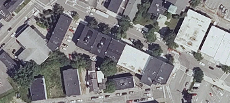 289 Main St