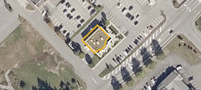 75 Topsham Fair Mall Rd