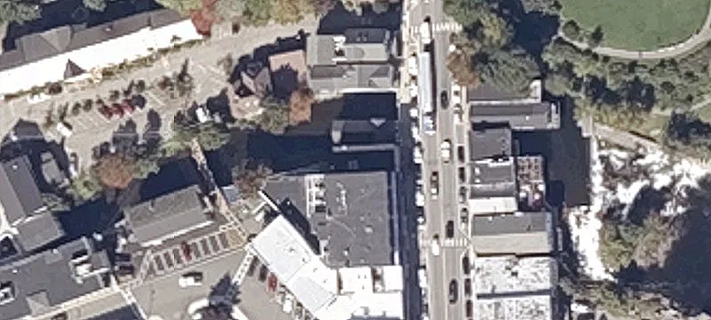 30 Main St
