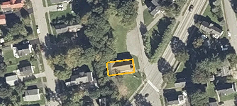 300 Frst Ave