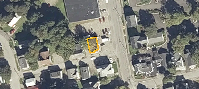 138 Ctr St