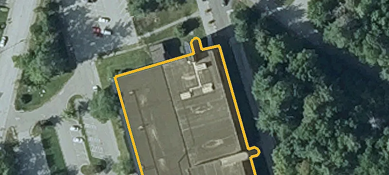 83 Edison Dr