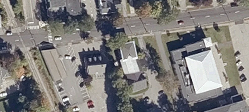 49 Pleasant St