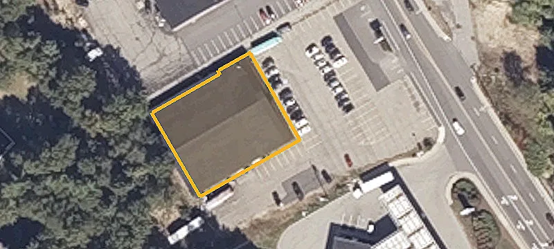 1217 Main St