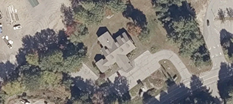 12 Industrial Pkwy