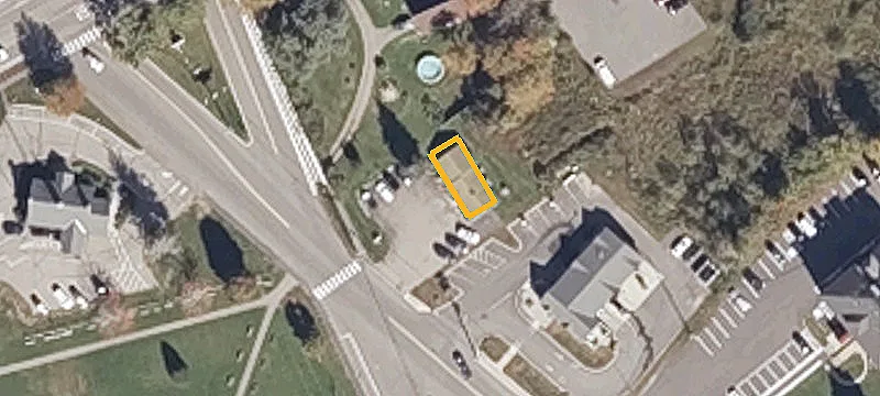 15 Main St