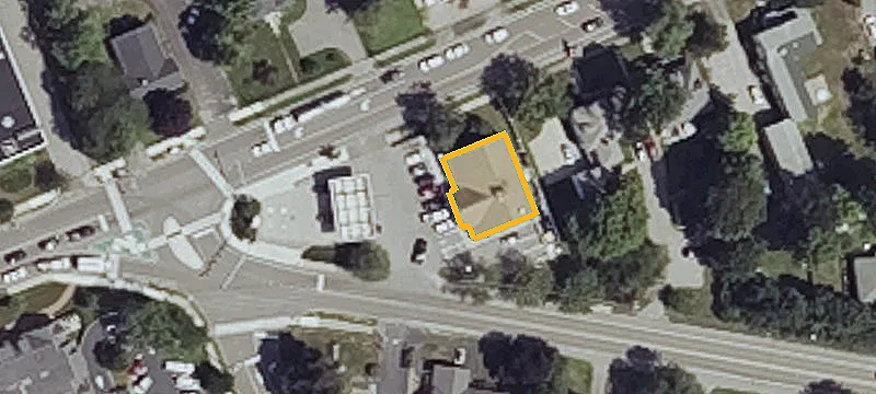 137 Main St