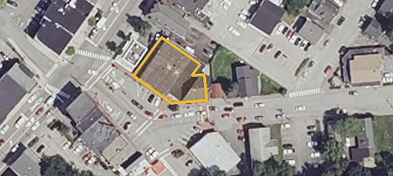 6 Cmn St