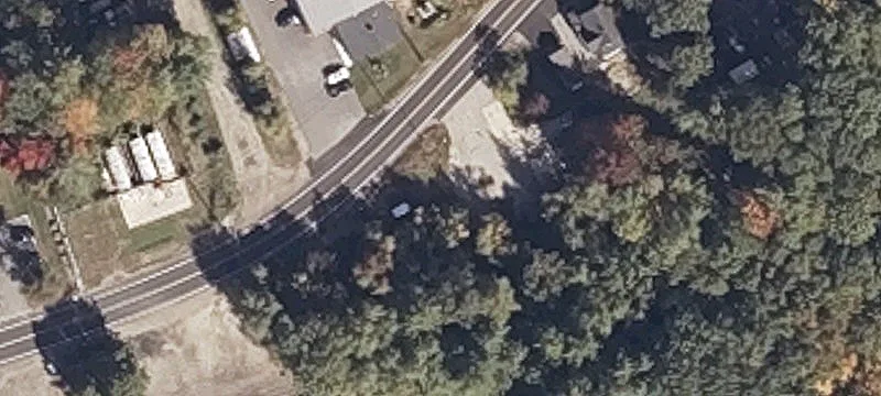 43 Railroad Ave