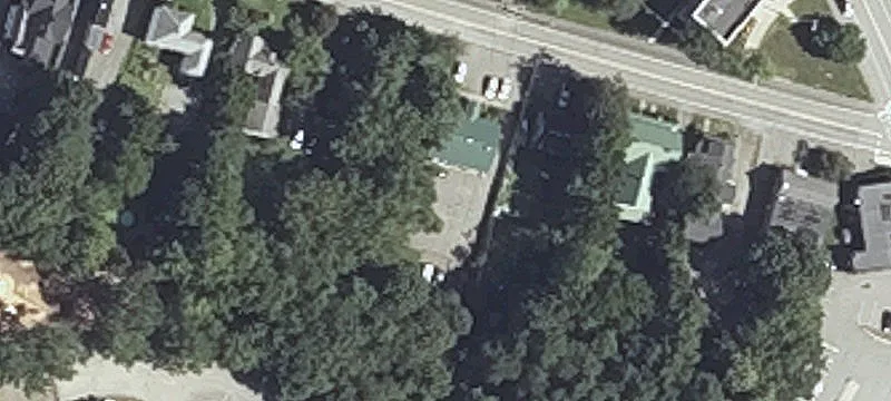 15 Frst Ave