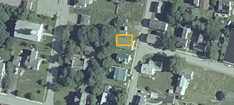 4 Grn St