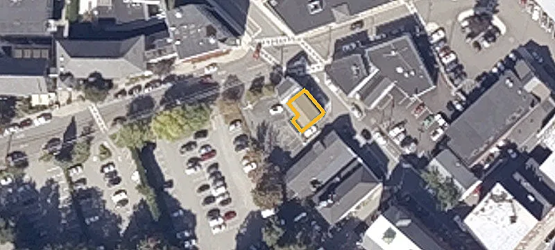 22 Mechanic St
