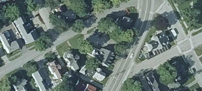 103 Brunswick Ave