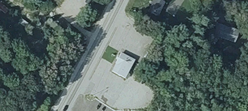 390 Brunswick Ave