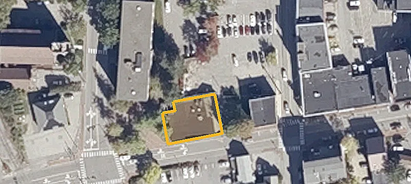 61 Ctr St
