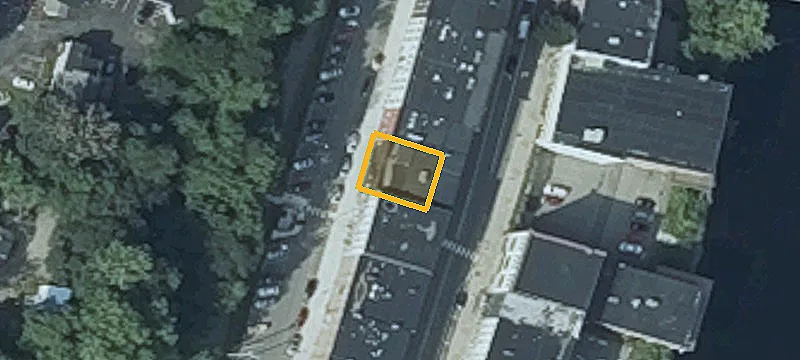 111 Commercial St