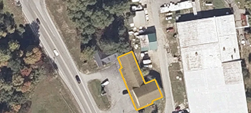 1447 Main St