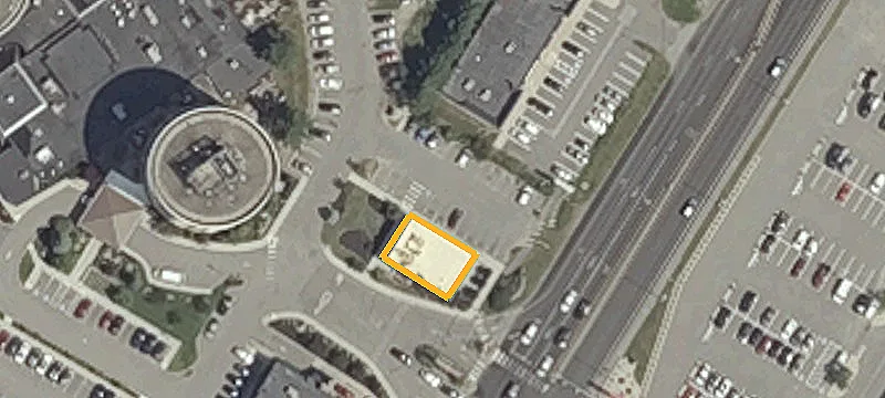 359 Maine Mall Rd