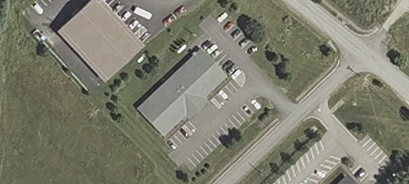8 Commerce Ct
