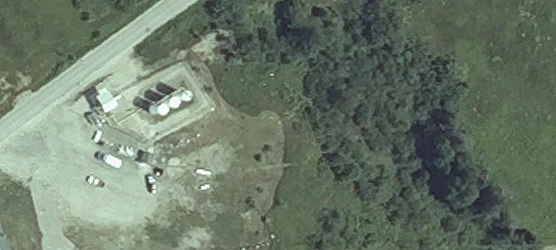 21 Old County Rd