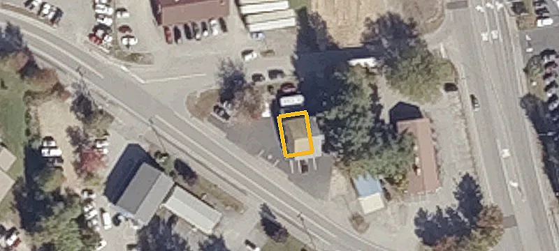 9 Monument Pl