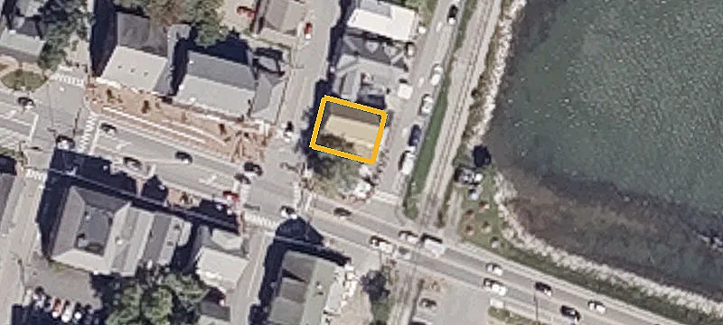 49 Water St
