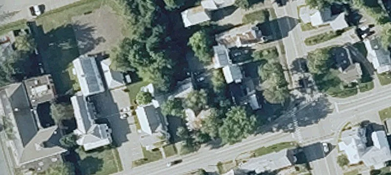 36 High St