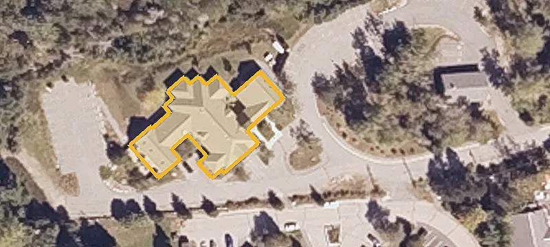 16 Community Ln