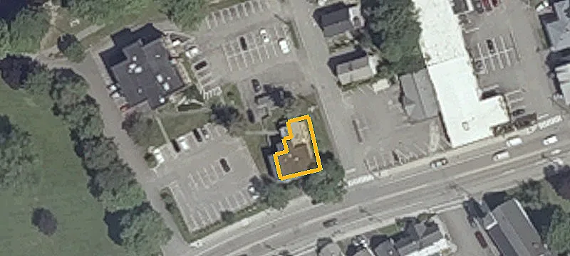 625 Main St