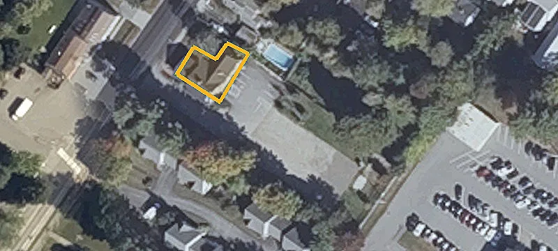 319 Main St
