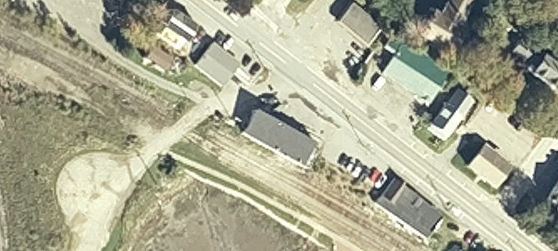 132 Main St