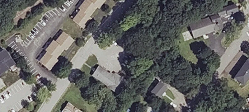 13 Park St