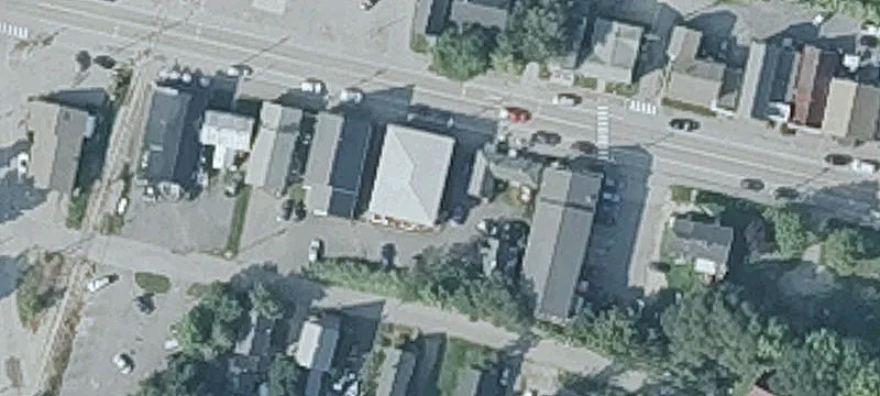 52 Main St